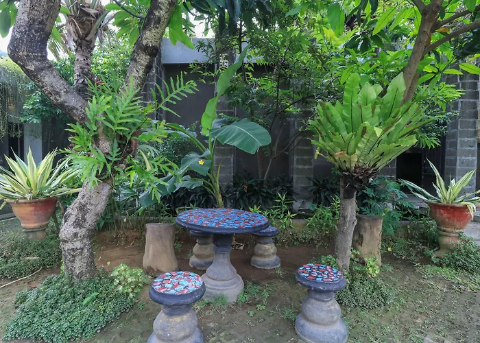 ゲストハウス Indah Citarum